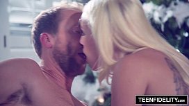 Whatsaap de novinha fazendo porno no natal