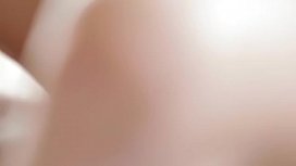 Assoass sexo com novinha anal