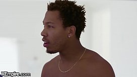 Cunhadinha fodendo com negro de pauzão